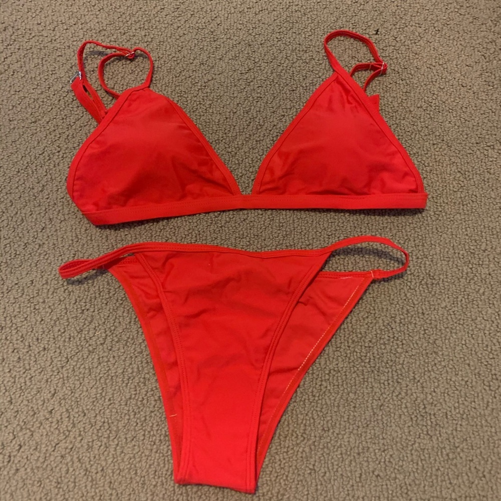 ROMWE red bikini